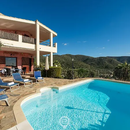 Aqua Vista Escape Villa *